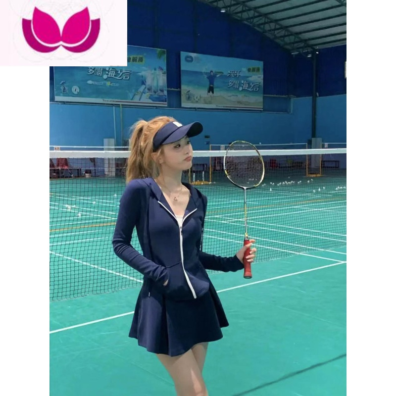 七斓纯欲运动风连帽开衫外套百褶短裙休闲套装女早春新款龄时尚套
