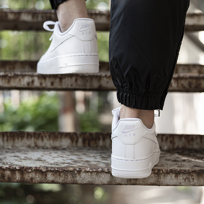 Nike 空军一号 耐克男鞋 AIR FORCE 1 ’07 板鞋 AF1 男士运动鞋 跑步鞋 官方正品 专柜发货