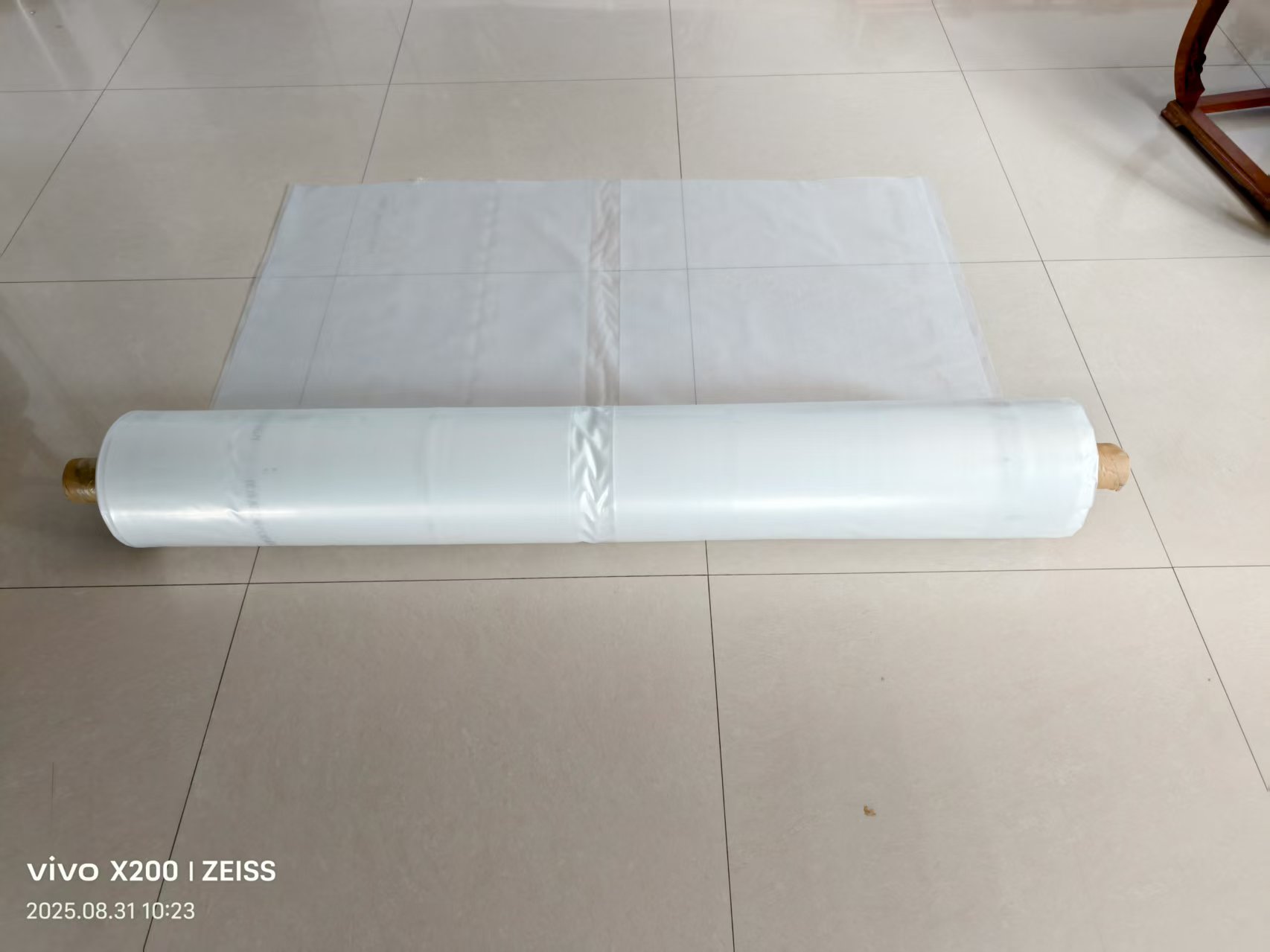 江滨 塑料布防尘 10丝 宽6米千克高清大图