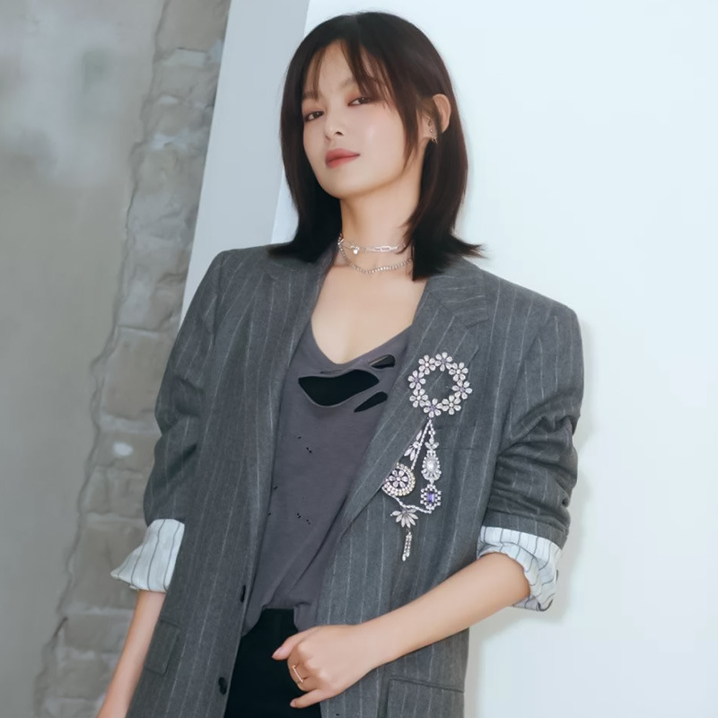 辛芷蕾假发女自然中长发时尚化纤高温丝头套