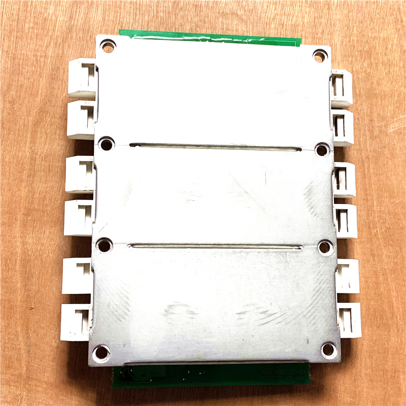 IGBT FS300R12KE3/AGDR-72高清大图