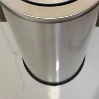 阿拉贡不锈钢垃圾桶烟蒂柱灭烟桶带烟灰缸室外吸烟区电梯口立式 大号港氏桶