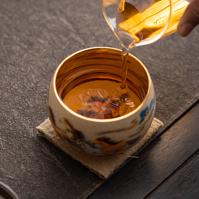 苏氏陶瓷(SUSHI CERAMICS)鎏金八骏主人杯品茗杯个人功夫茶杯陈国再老师作品高清大图