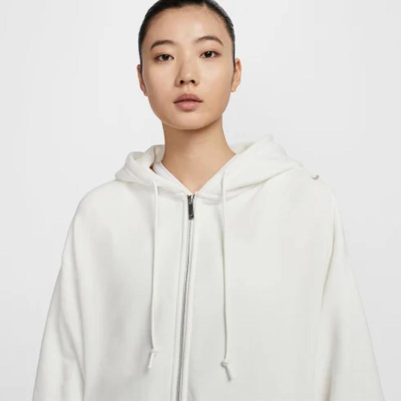 Nike耐克女款运动外套大码休闲拉链连帽设计透气舒适轻盈高清大图