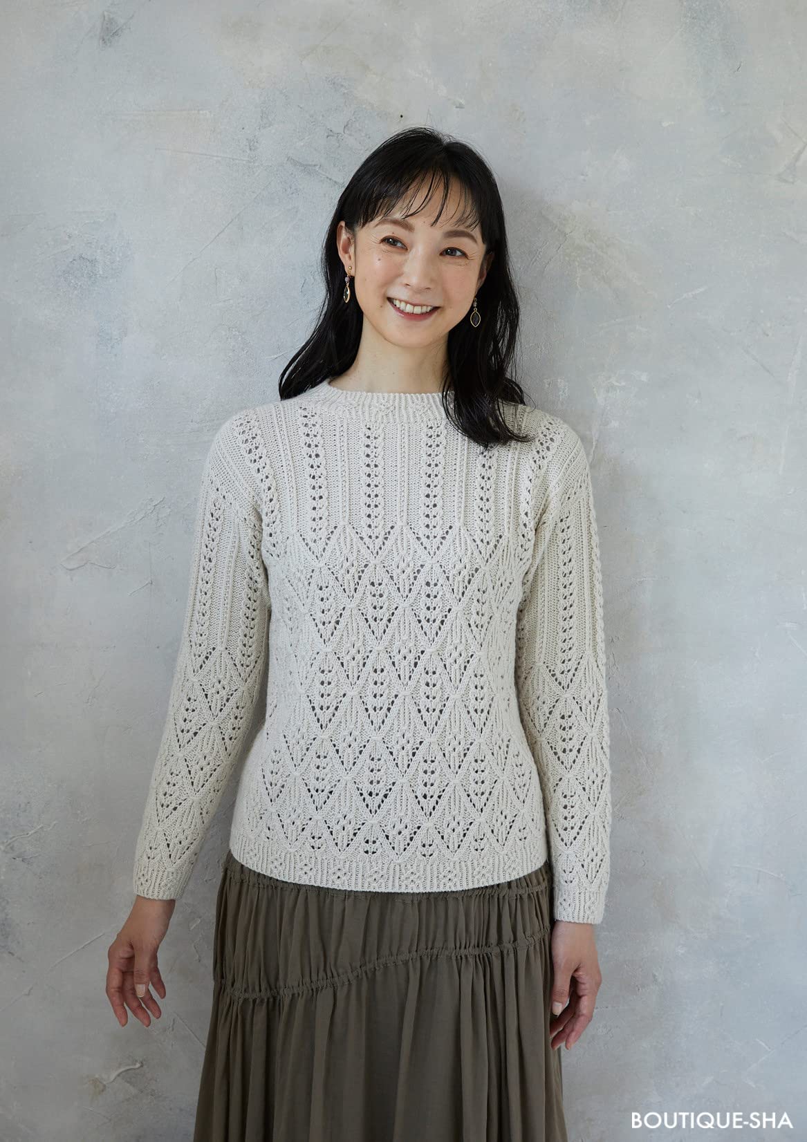 [醉染正版] 秋冬美しい大人の編みもの vol.3 日本秋冬手工编织针织服装书 24件秋冬手工针织 背心和套头衫 帽高清大图