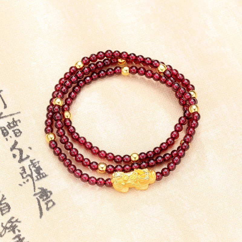 潮宏基貔貅串12珠足金手链黄金手绳串珠石榴石手串手饰zq