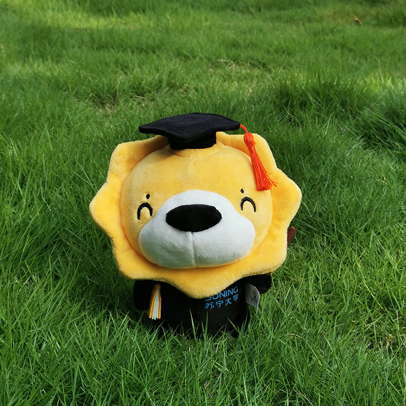 苏宁极物 苏宁大学小公仔