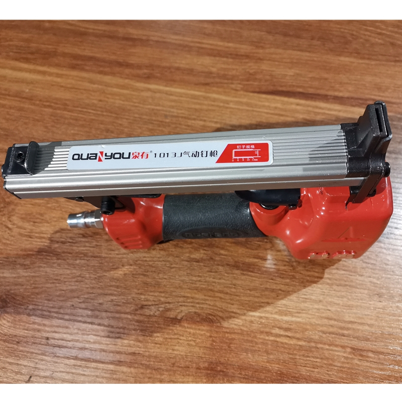 泉有(quanyou) 气动直钉枪20-50mm qy-t50