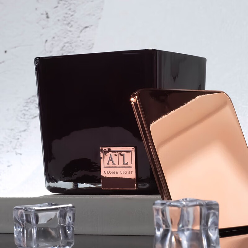 美通 (Aroma Light)G07-AL22016A 香薰蜡烛 家用花果木制香调椰蜡无烟点火 未来系列 黑色