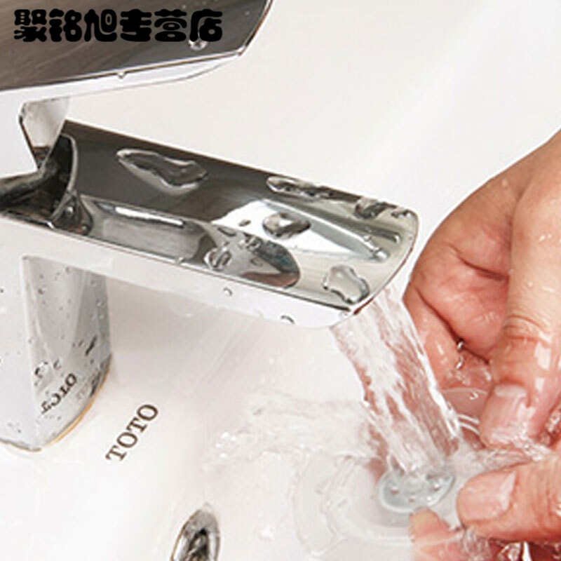 吸壁式牙刷架刷牙杯置物架套装卫生间壁挂情侣洗漱口杯牙具盒简约
