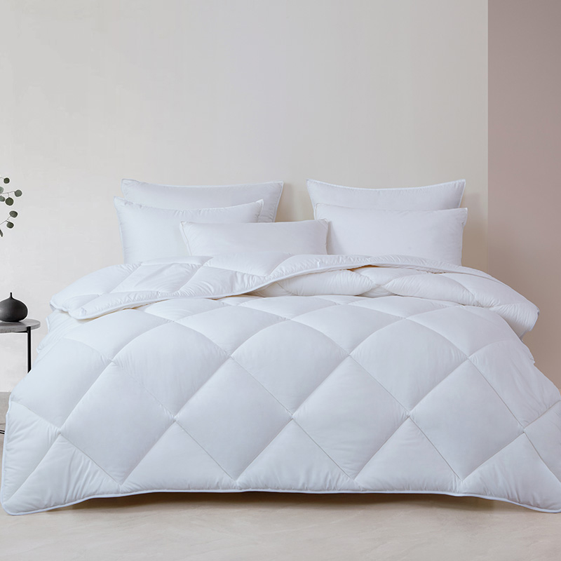 梦洁家纺 羽丝绒双人春秋大被 200*230cm高清大图