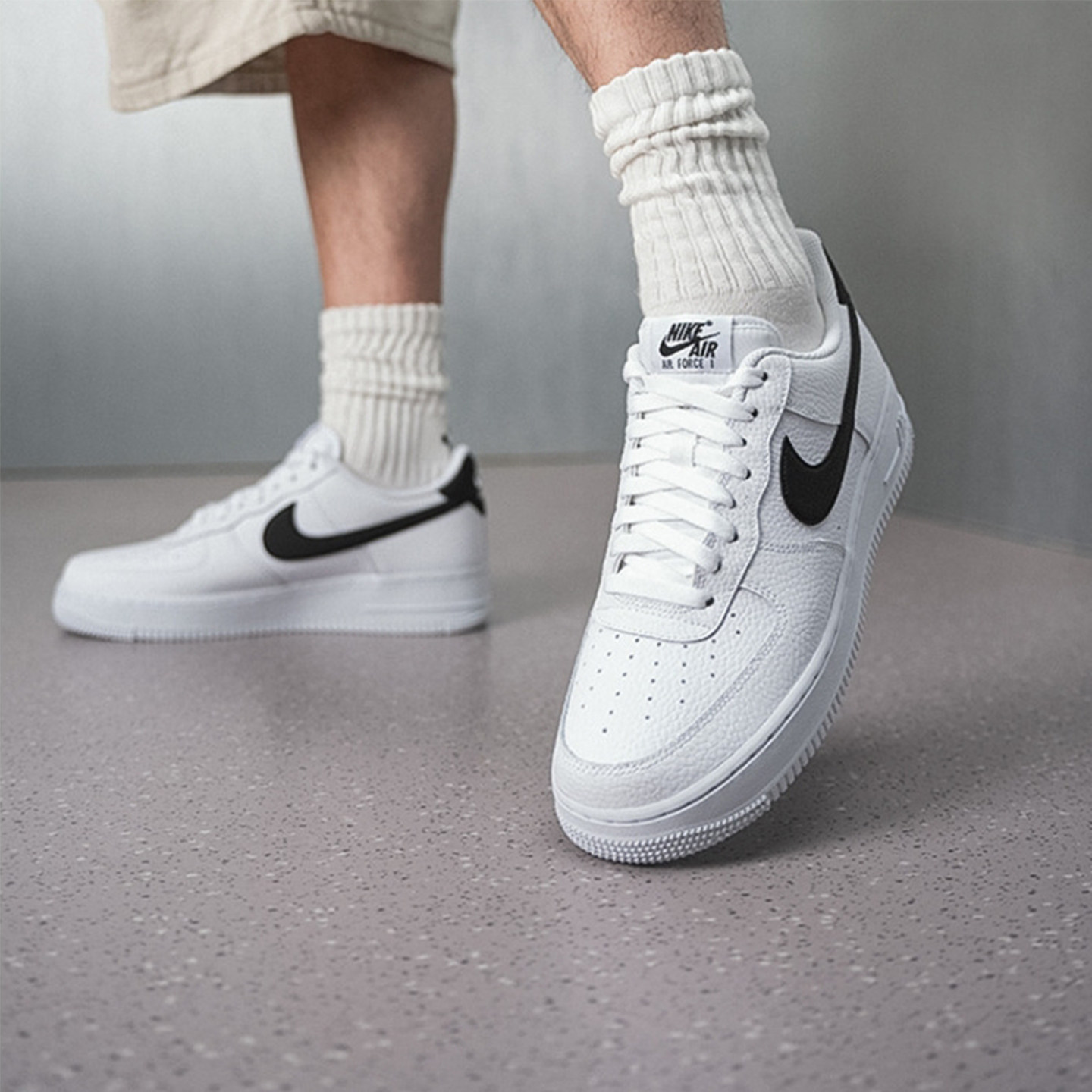 耐克（NIKE）男鞋新款AF1空军一号运动鞋休闲鞋板鞋CT2302-100 ZP高清大图