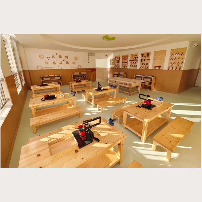 大眼睛创意木工坊小学版高清大图