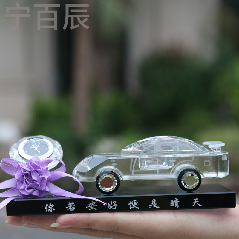 座高档水晶车载摆件创意车内装饰品女新福克斯蒙迪欧福特汽车香