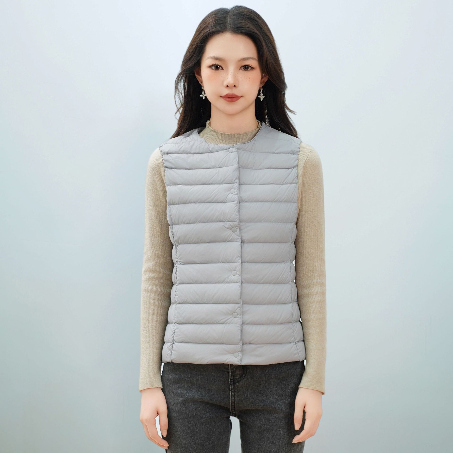 女式新国标90绒新款女装圆领V领轻便羽绒服背心羽绒马甲 浅灰色 XL