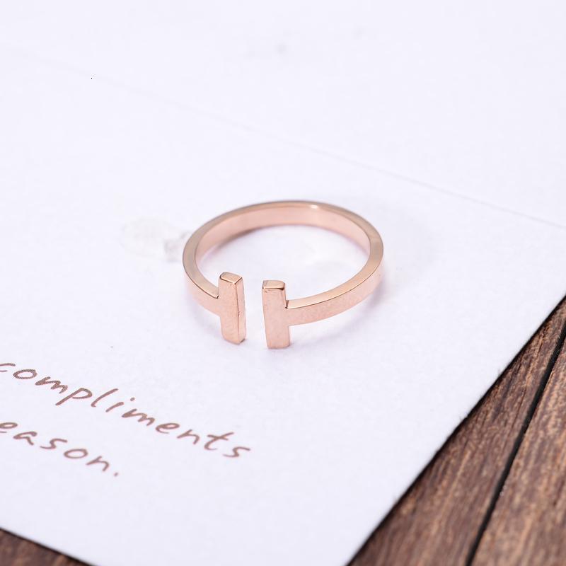 精品钛钢韩版时尚经典双t开口戒指女款玫瑰金彩金指环配饰不褪色送女