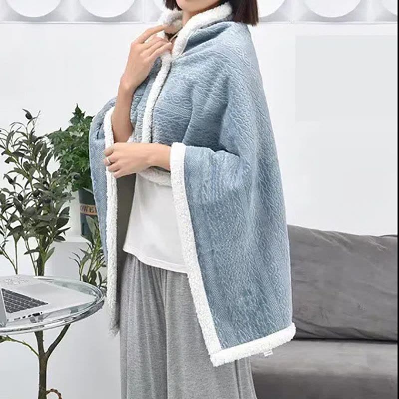 法兰绒双层盖腿小毛毯秋冬季办公室学生午睡披肩毯可穿式披风披肩莎丞图片