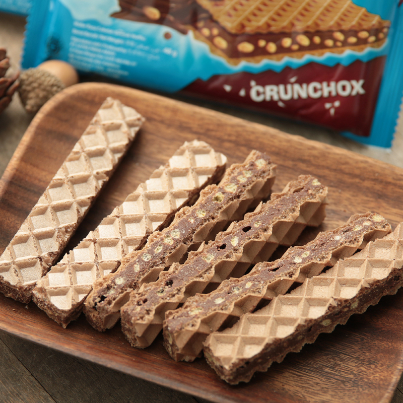 奥朗探戈tango进口巧克力咔咔脆威化饼干48g印尼进口零食休闲食品