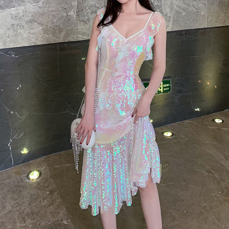 裙子女2019新款人鱼姬亮片V领高腰荷叶边鱼尾吊带连衣裙
