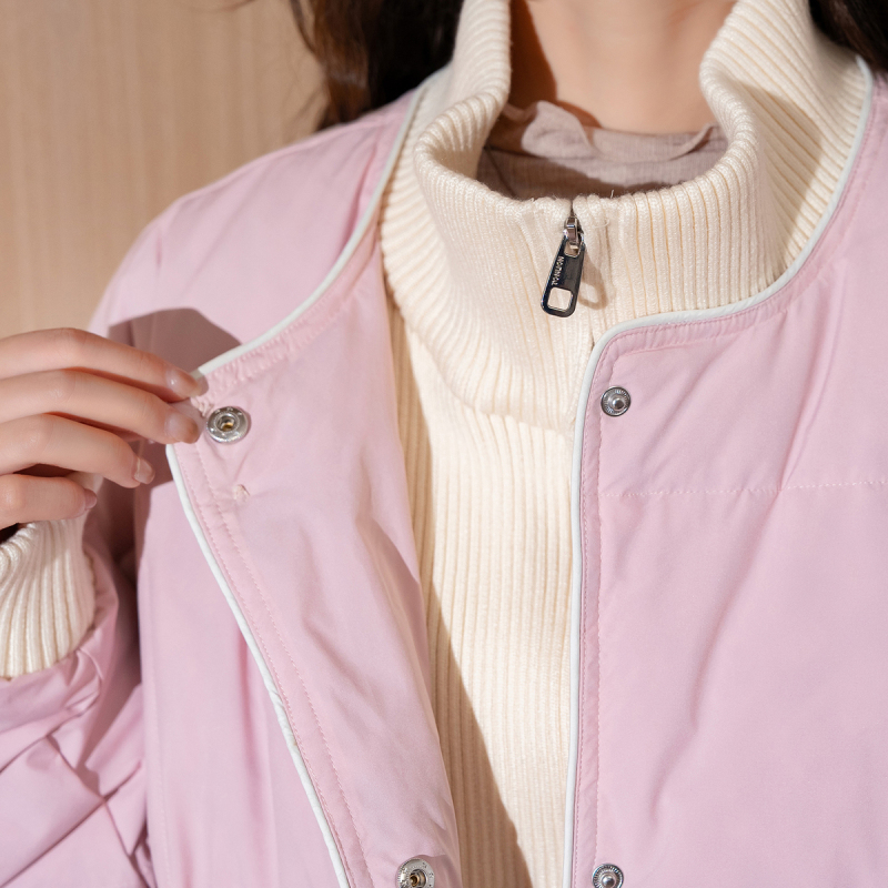 [2.5折价370元]唐狮新款短款羽绒服女冬款立领毛织拼接小个子设计感冬装保暖
