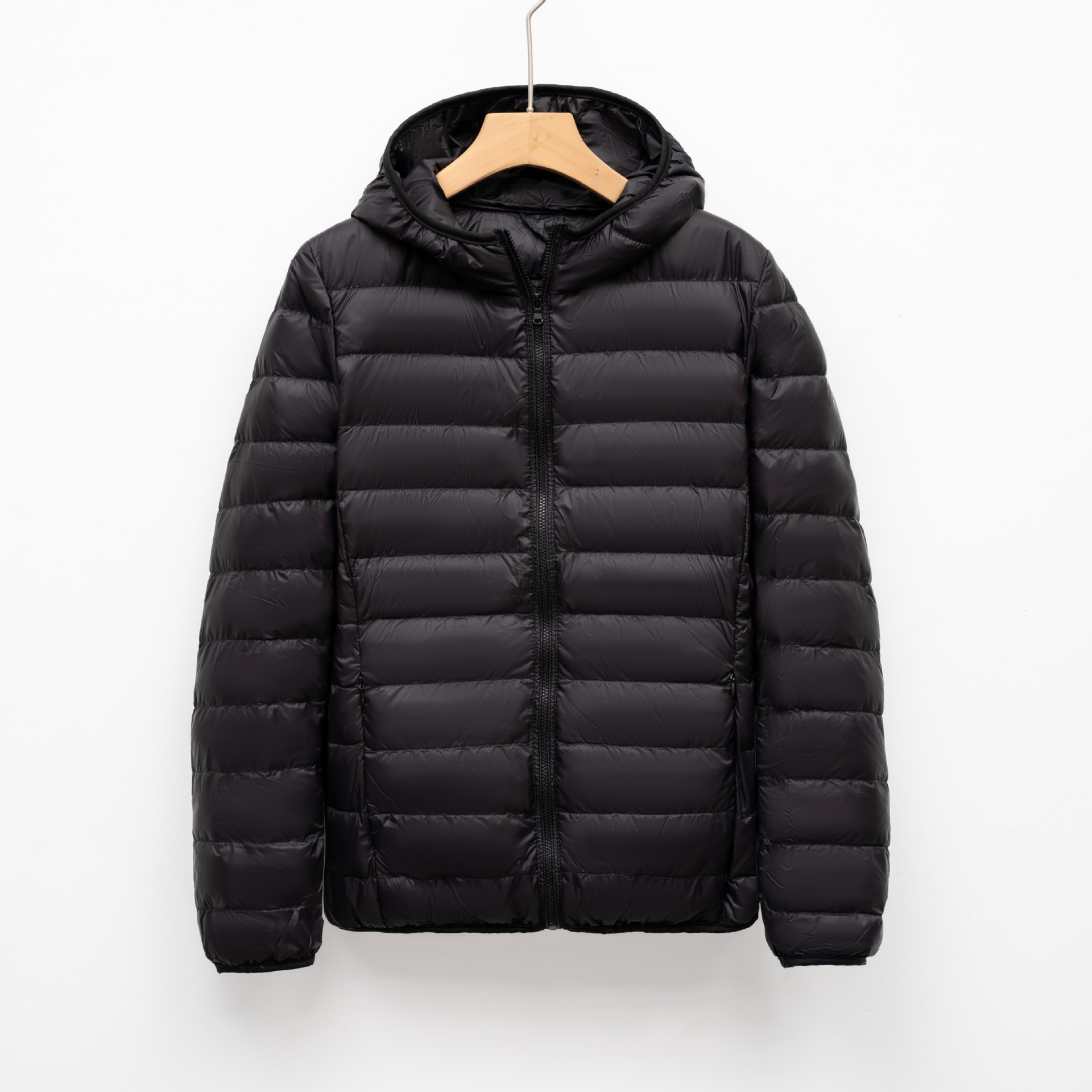 简约百搭休闲新款轻薄黑色女羽绒轻便女款连帽羽绒服 2XL 黑色