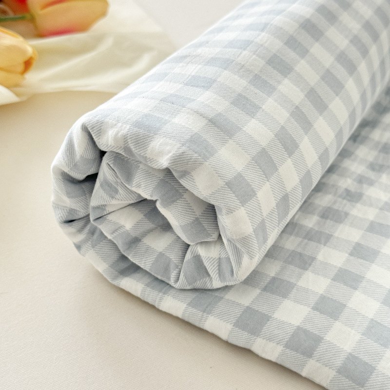 江小果 简约双人床单 200*230cm 条高清大图