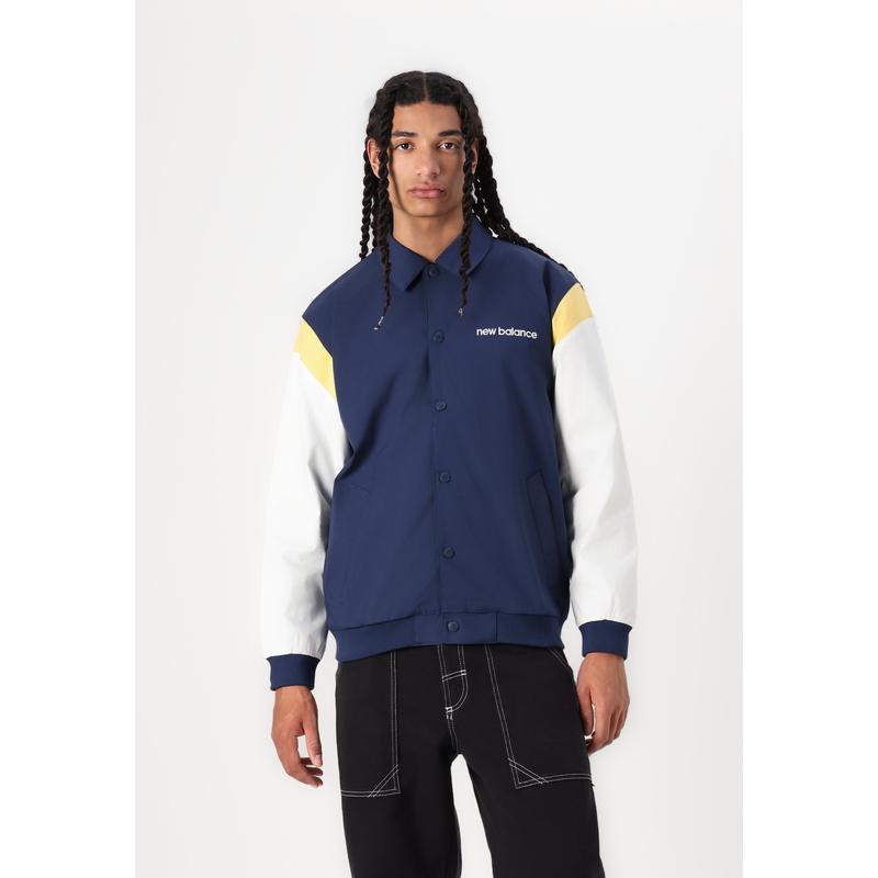 New Balance男士运动茄克夏季轻便休闲外套时尚百搭风衣高清大图
