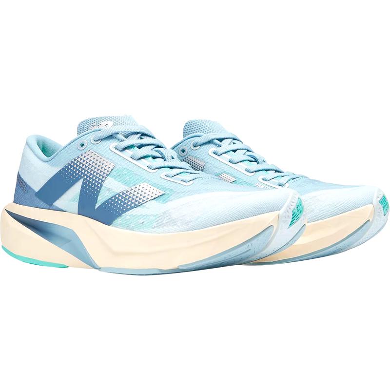 新百伦(New Balance)New BalanceFuelCell跑步训练鞋女款缓震透气高清大图