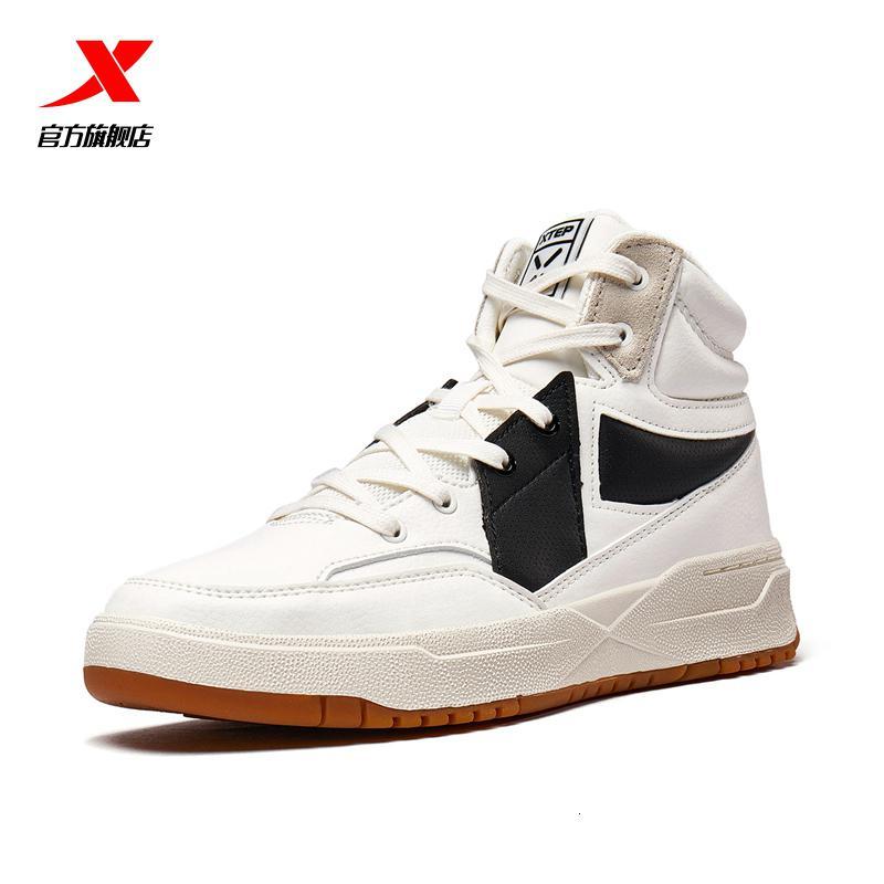 特步高帮板鞋女鞋2021夏秋季旗舰正品韩版潮流学休闲生运动鞋