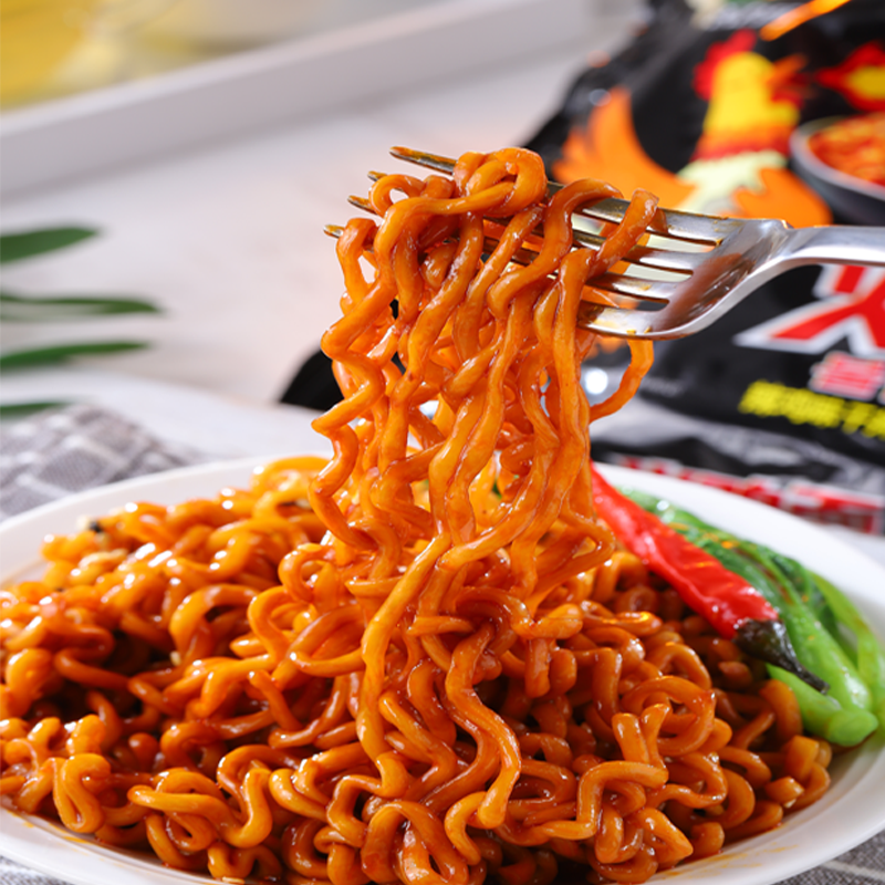 善吾乐网红零食爆辣火鸡面方便面干拌面双倍辣中国韩式鸡肉味微辣超辣