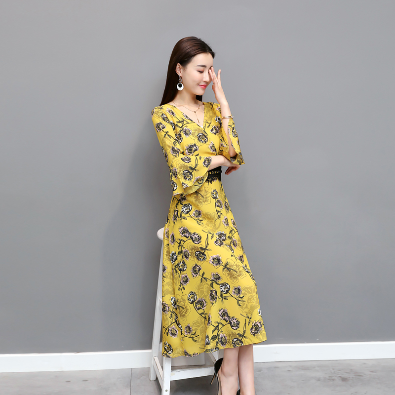 大码女装连衣裙单件2018年秋季新款套头适中中长款修身七分