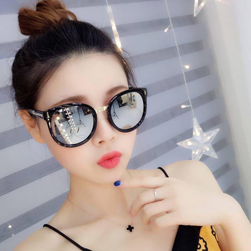 瘦脸神器太阳镜女圆脸墨镜女学生时尚潮太阳眼镜明星热卖同款亮黑白