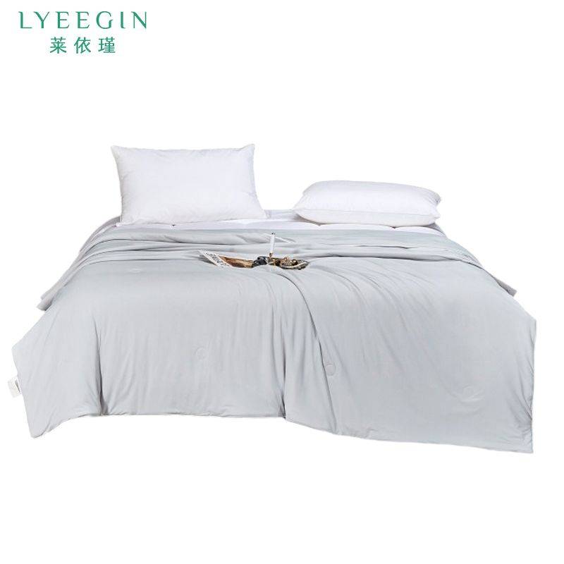 莱依瑾 A类凉感丝 夏凉被 150*200cm/张高清大图