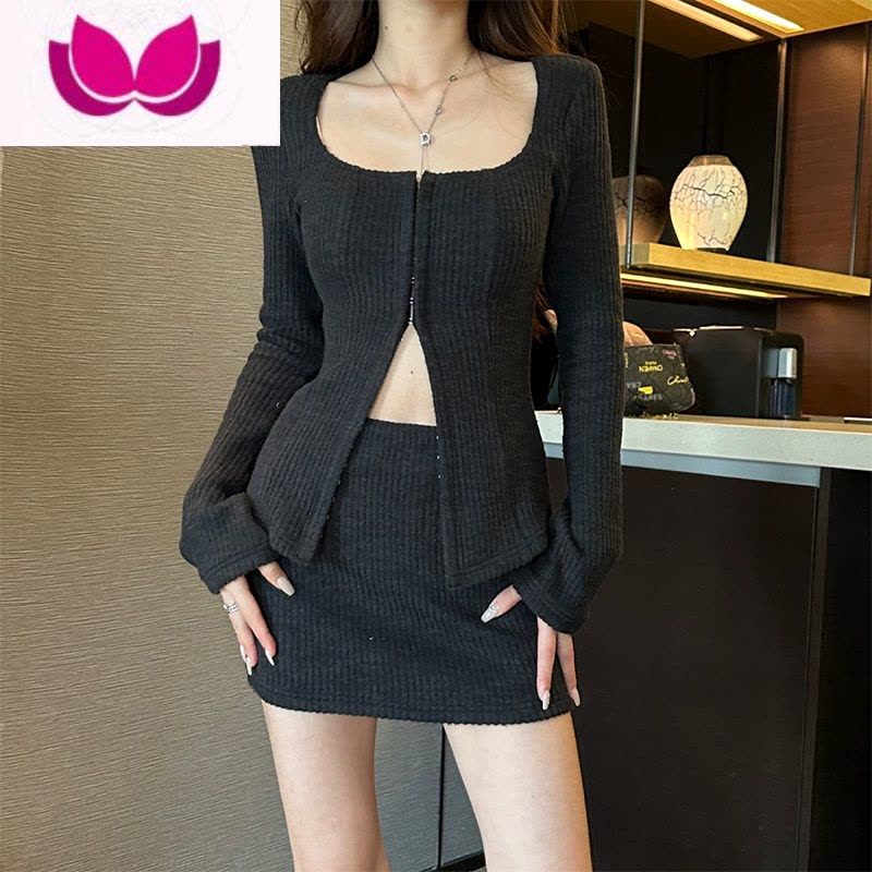 七斓高级感纯欲针织衫女抓毛上衣辣妹时尚气质包臀短裙套装图片