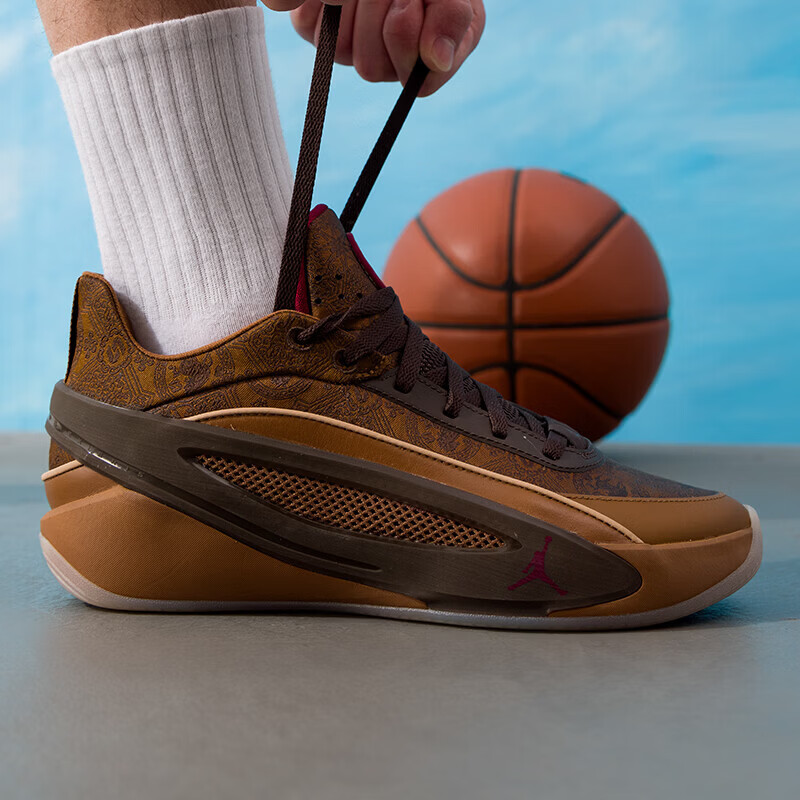 耐克（NIKE）男鞋新款jordan运动鞋场上实战篮球鞋IQ0567-201 ZP高清大图