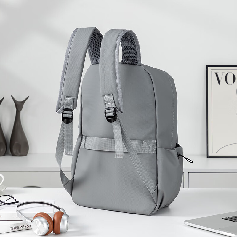 佰造(BAIZAO) 双肩包BZ-XB620灰色高清大图