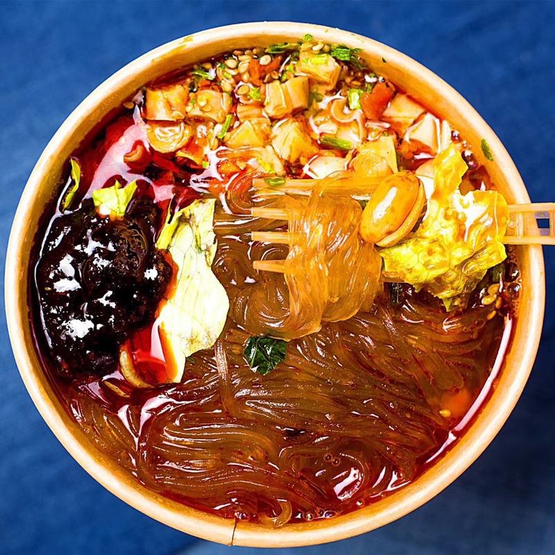 谈小爱酸辣粉桶装小黑桶整箱6桶正品重庆网红方便速食红薯粉丝