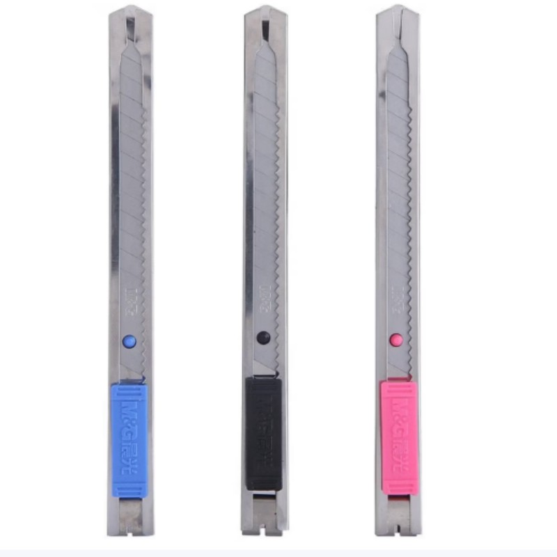 晨光(M&G)ASS91314 美工刀 金属9mm 颜色随机 15把装高清大图