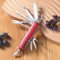 金达日美便携多功能刀折叠刀水果刀瑞士军刀野外露营工具X8169