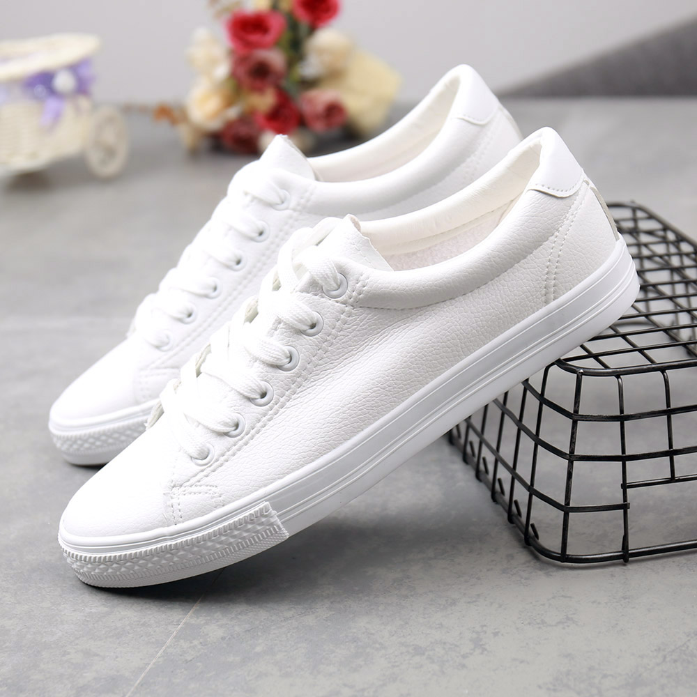 金三志春款皮面帆布鞋学生白色运动潮鞋男士板鞋青少年低帮小白鞋男