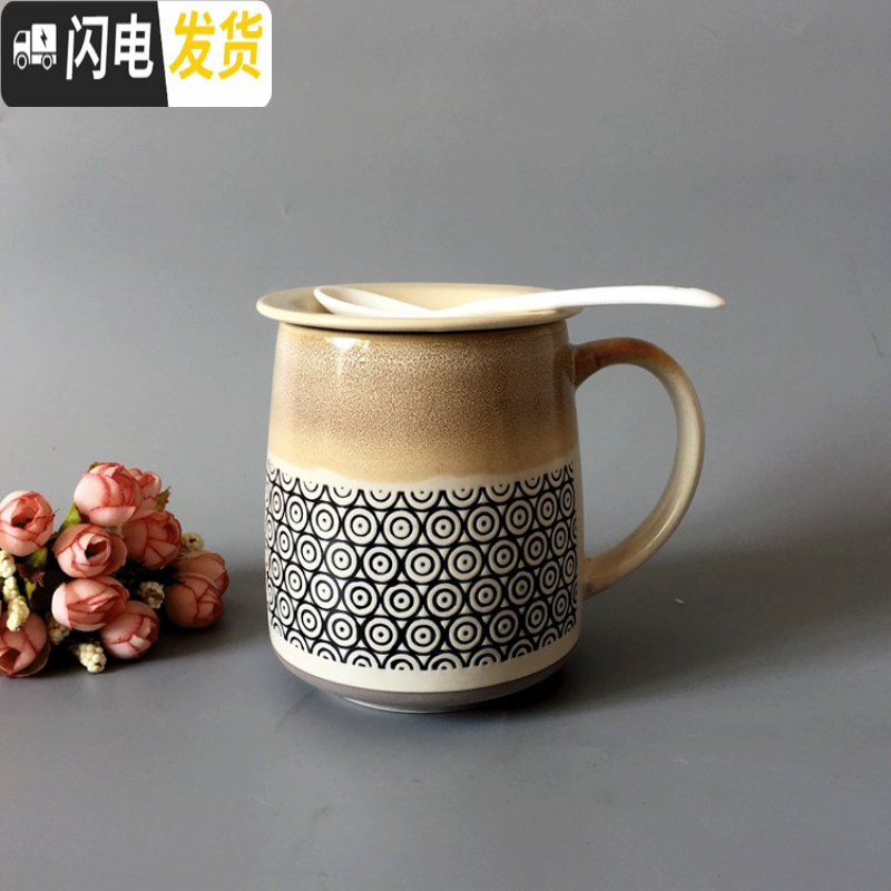 三维工匠马克杯带盖勺大容量情侣一对简约好看的杯子家用复古泡茶杯陶瓷杯_946 别致手绘款杏色一套单杯+盖+勺 默认尺寸
