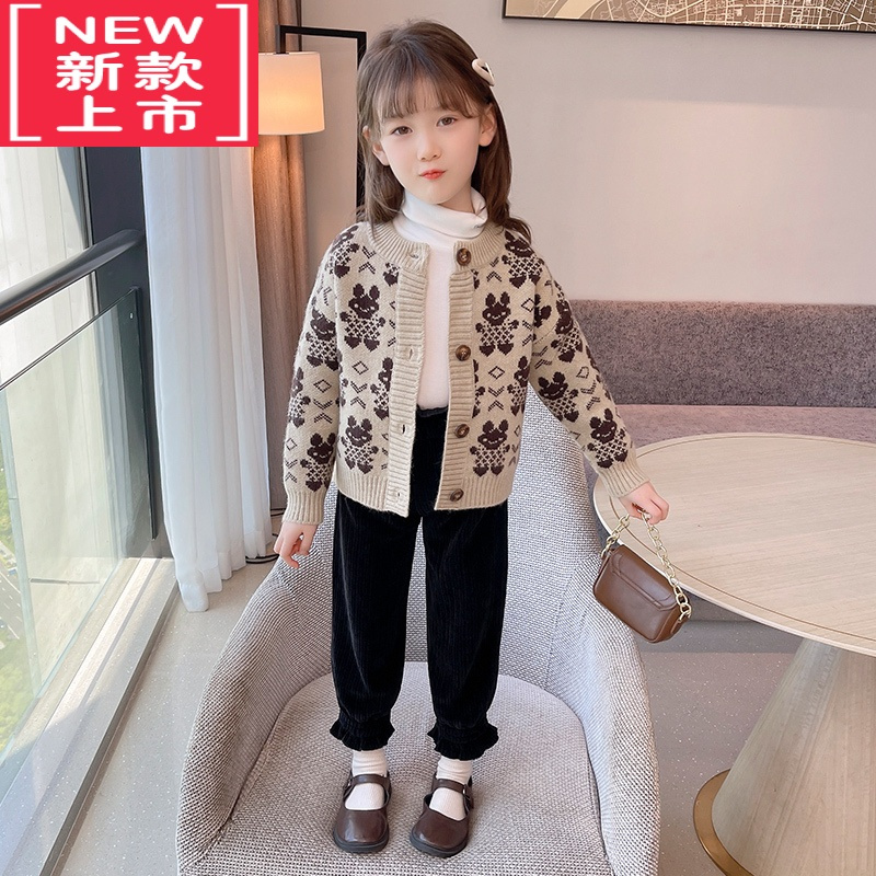 可莉允女童毛衣外套秋冬2022新款小女孩洋气冬装小熊儿童针织衫上衣开衫