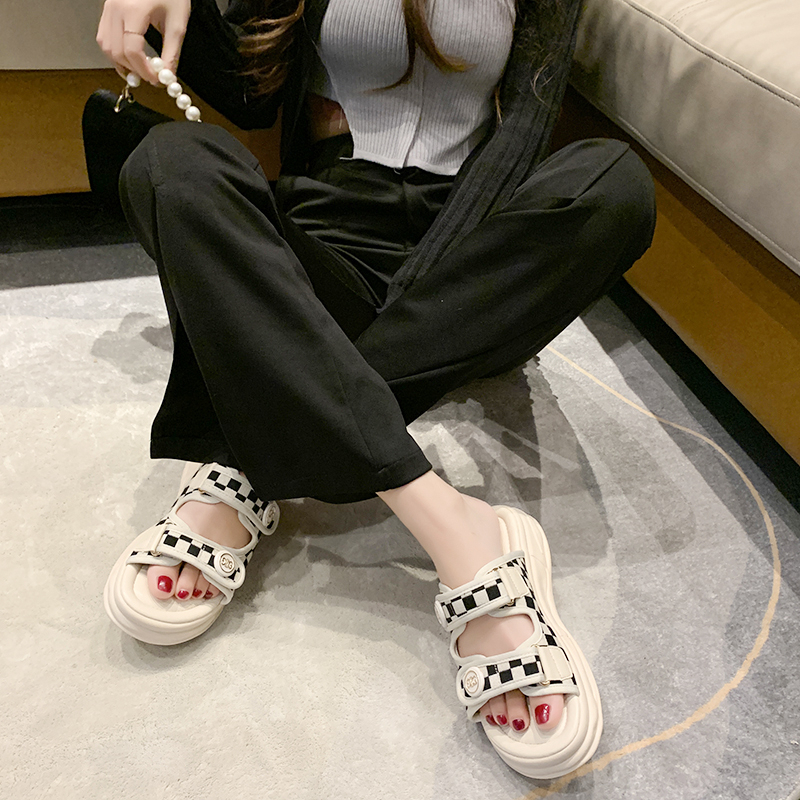 戈佳妮2023年夏季新款厚底拖鞋舒适夏季简约女鞋
