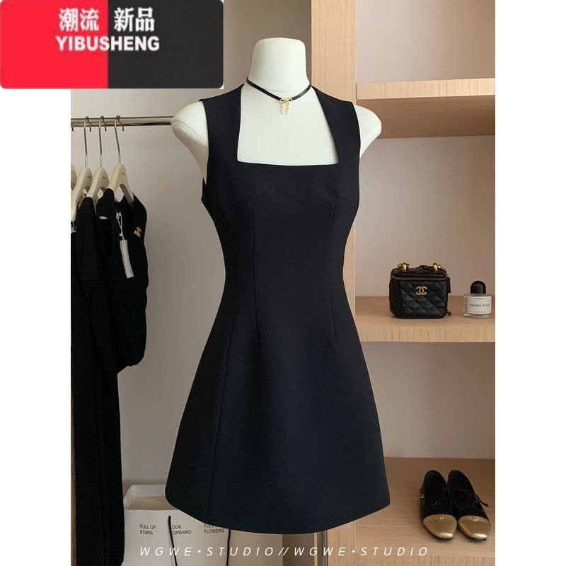 YIBUSHENGWGWE2024早春十三行新款法式黑色吊带小众气质方领a字短款连衣裙图片