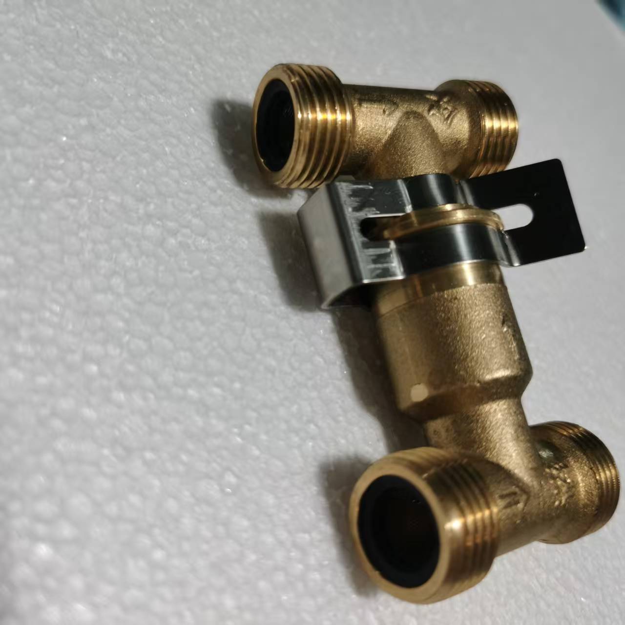 帮客材配 全新原装惠而浦燃热JSQ25- T13VL1 T16VL1法迪欧燃气热水器13/16NH零冷水四通阀接头高清大图