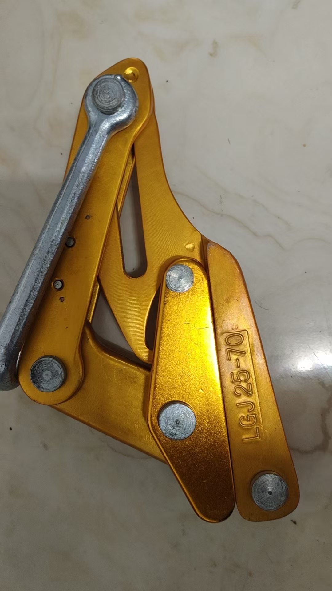 WJ 卡线器 95-120m㎡ 把高清大图