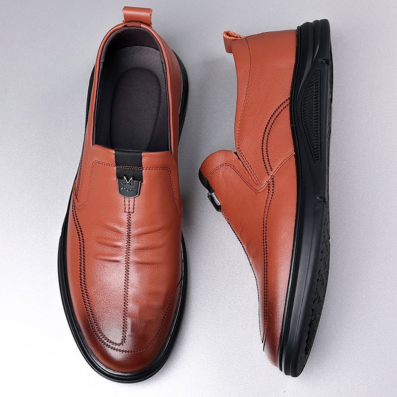 奥康新款头层牛皮男士皮鞋一脚蹬商务休闲男鞋真皮软面防滑爸爸鞋批发