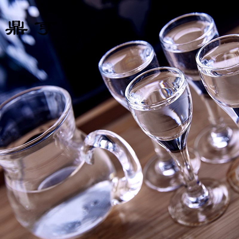 鼎亨家用套装玻璃白酒分酒器小酒杯酒盅量酒器烈酒杯小号酒杯10套