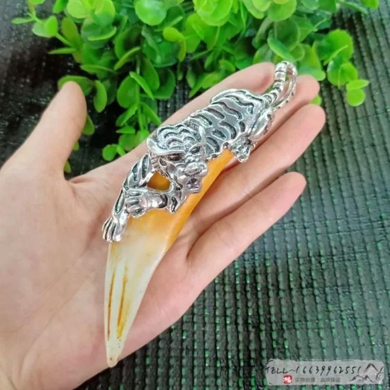 土豪版老虎仿虎牙熊牙吊坠挂件大猫牙兽牙动物牙齿霸气饰品