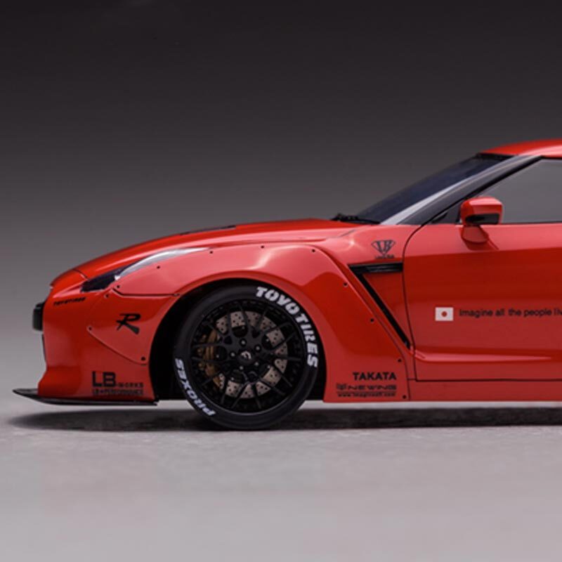 青岛社高仿真静态拼装汽车模型124战神gtr跑车huayra帕加尼全开超级